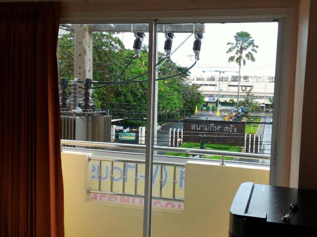V-House Hotel Trang Exterior foto